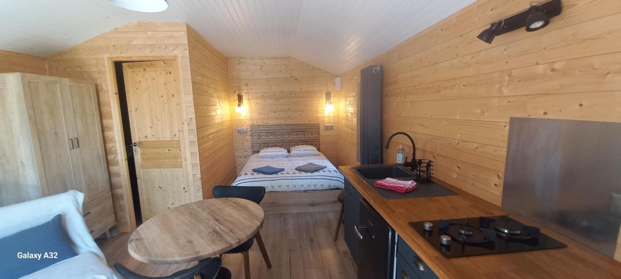 Le Petit Chalet Du Macquart P.O.A. Ranch, 2 A 3 Pers, Saint-Martin-de-Fugeres Exterior photo